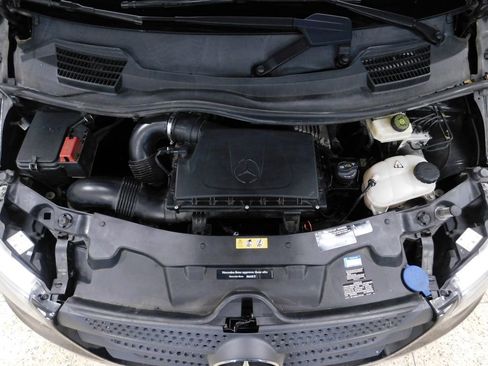 Used 2019 Mercedes-Benz Metris Passenger image 13