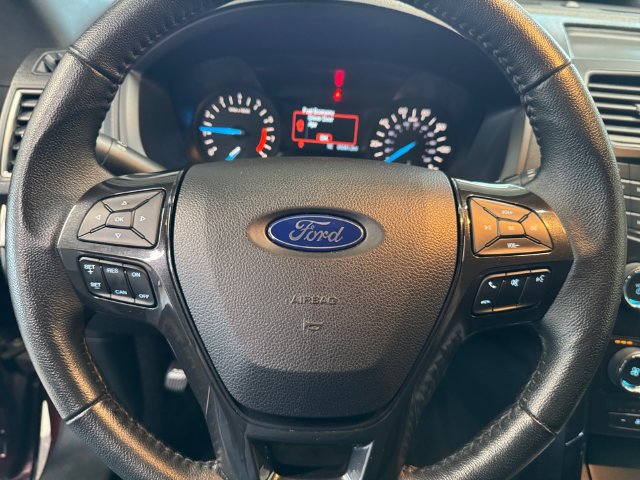 Used 2019 Ford Explorer XLT AWD/4WD image 19
