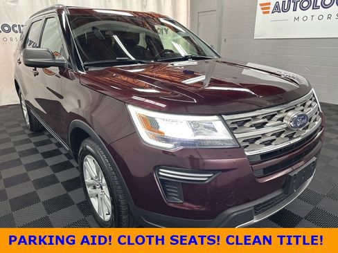 Used 2018 Ford Explorer XLT image 1