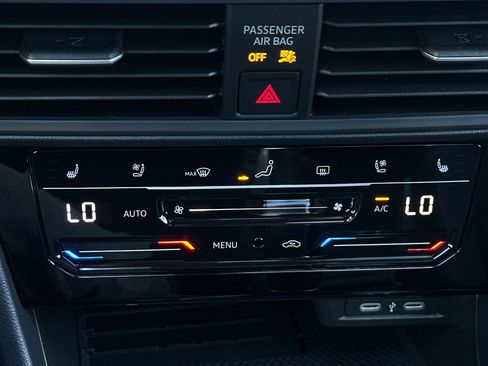 New 2026 Volkswagen Jetta SEL FWD image 18