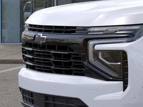 New 2026 Chevrolet Suburban RST AWD/4WD image 13