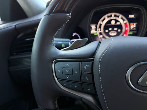 Used 2019 Lexus LS 500 w/ Luxury Package image 45