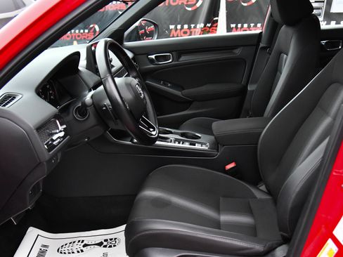 Used 2025 Honda Civic Sport image 16