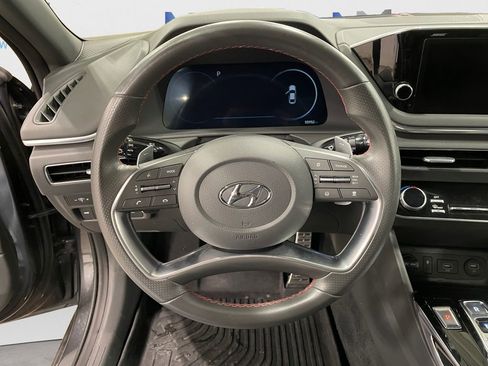 Used 2021 Hyundai Sonata SEL Plus w/ Tech Package image 12