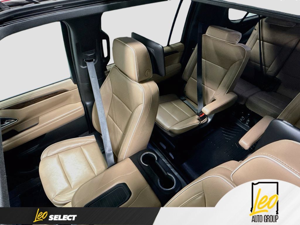 Used 2021 Chevrolet Suburban Premier w/ Premium Package AWD/4WD image 26