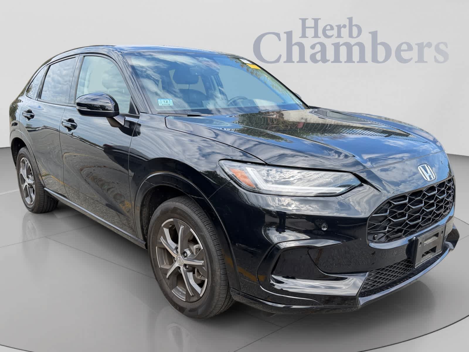 Used 2024 Honda HR-V EX-L image 5