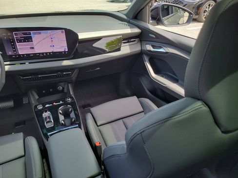 New 2027 Audi Q6 e-tron Premium Plus AWD/4WD image 24