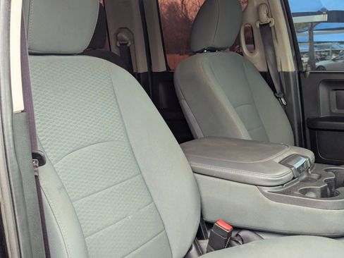 Used 2015 RAM 1500 Express image 28