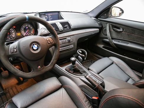 Used 2011 BMW 1 Series M RWD image 21