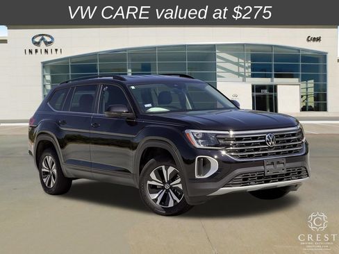 Used 2024 Volkswagen Atlas SE FWD image 2