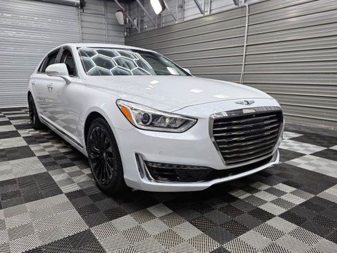 Used 2018 Genesis G90 3.3T Premium RWD image 5