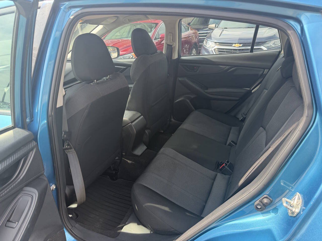 Used 2017 Subaru Impreza 2.0i AWD/4WD image 16
