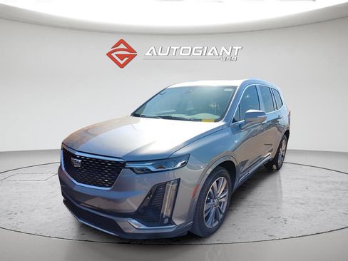 Used 2021 Cadillac XT6 Premium Luxury FWD image 1