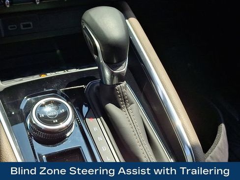 Used 2026 GMC Canyon Denali AWD/4WD image 11