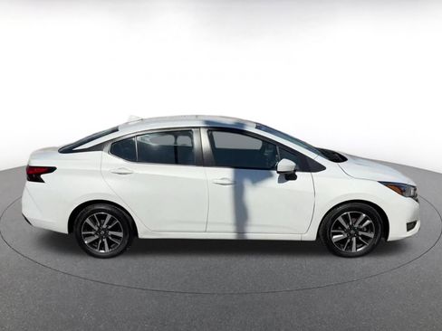 Used 2025 Nissan Versa SV image 16