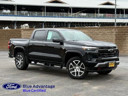 Used 2023 Chevrolet Colorado Z71 w/ Z71 Convenience Package 2