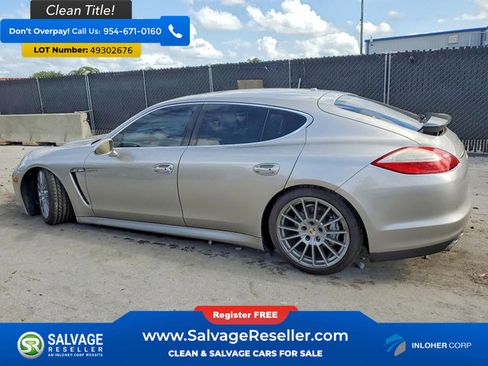 Used 2012 Porsche Panamera S RWD image 3
