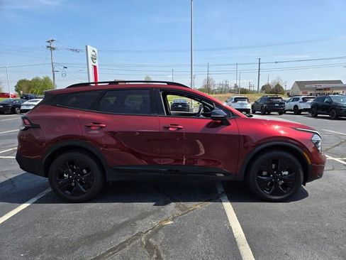 Used 2025 Kia Sportage X-Line w/ Premium Package image 6