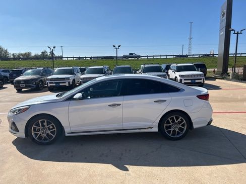 Used 2018 Hyundai Sonata Sport image 2