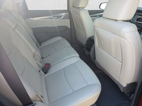 Certified 2023 Cadillac XT5 Premium Luxury w/ LPO, Floor Liner Package AWD/4WD image 11