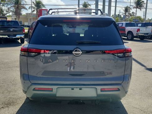 New 2026 Nissan Pathfinder Platinum image 6