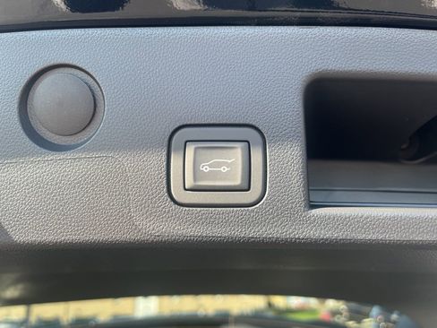 New 2026 Chevrolet Equinox ACTIV w/ Convenience Package III AWD/4WD image 6