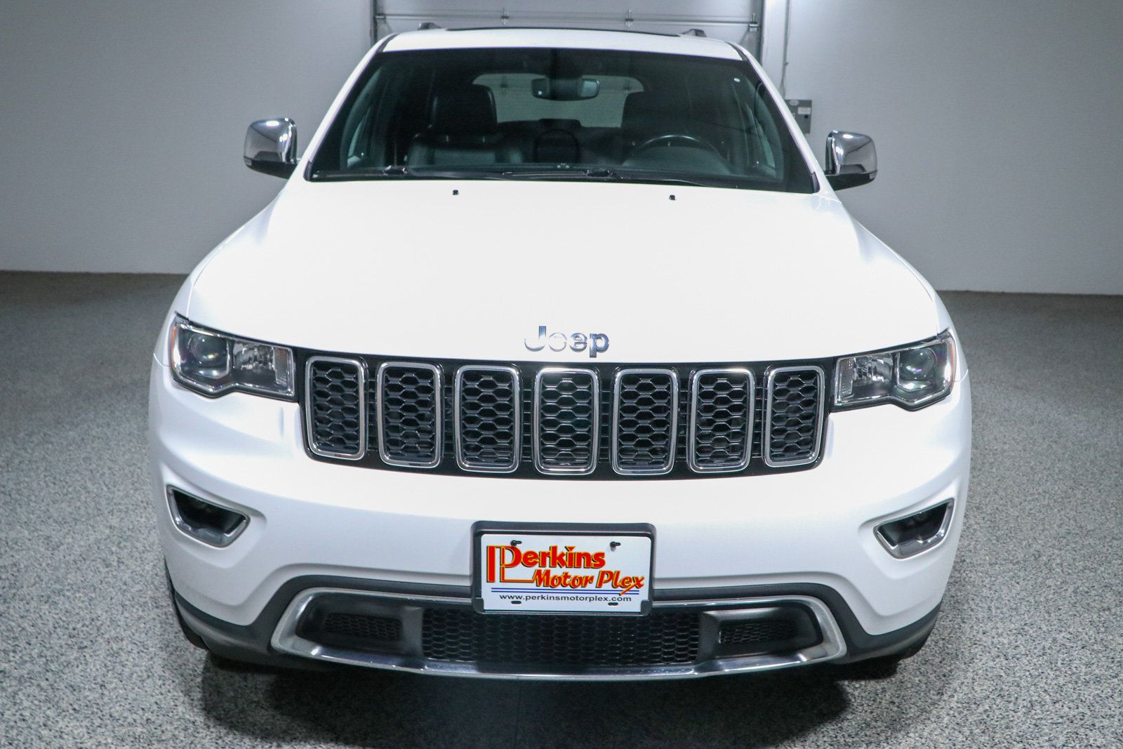 Used 2021 Jeep Grand Cherokee Limited RWD image 4