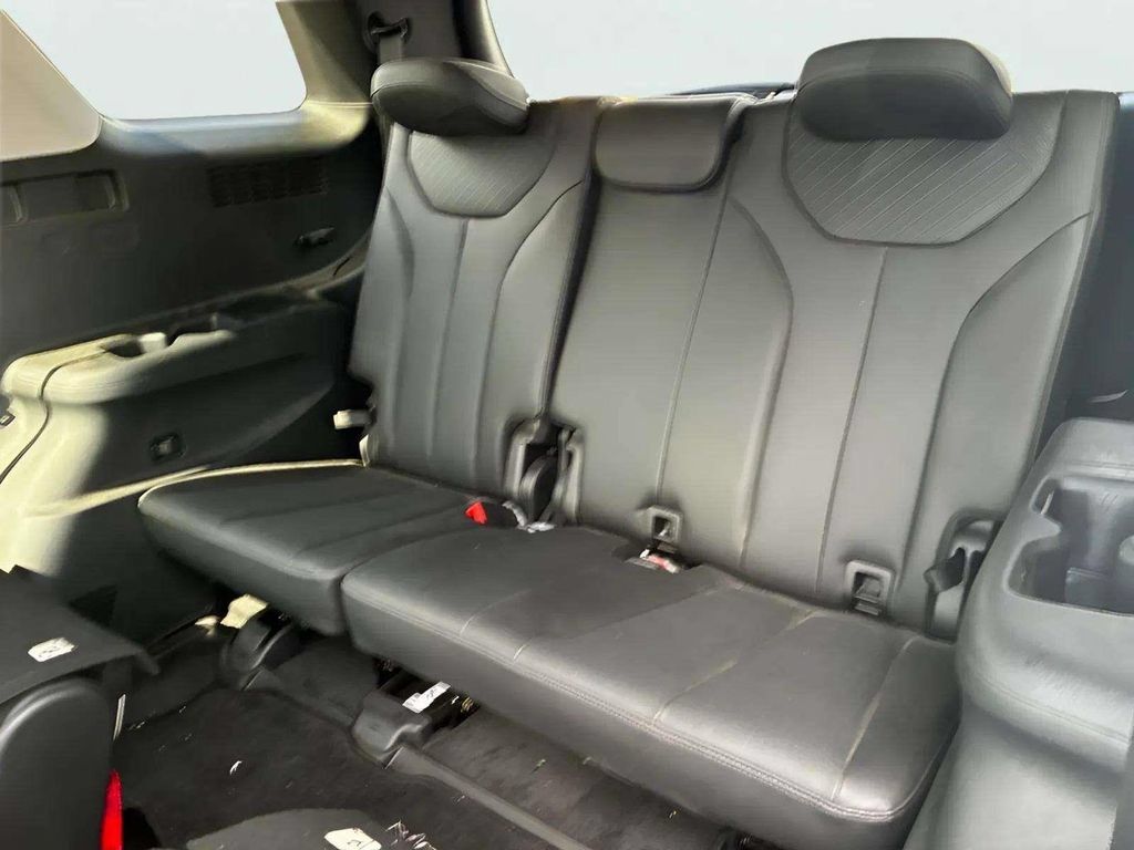Used 2025 Hyundai Palisade XRT FWD image 11