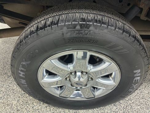 Used 2014 Ford F150 XLT w/ XLT Chrome Package image 17