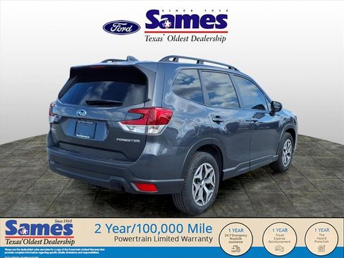 Used 2023 Subaru Forester Premium image 6
