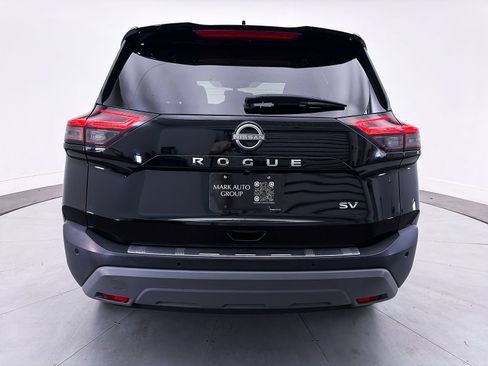 Used 2022 Nissan Rogue SV FWD image 14