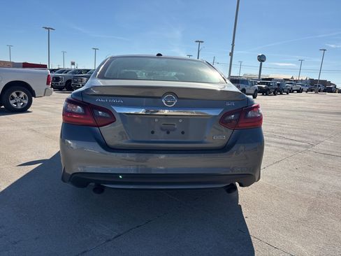 Used 2018 Nissan Altima 2.5 SR w/ SR Special Edition image 6
