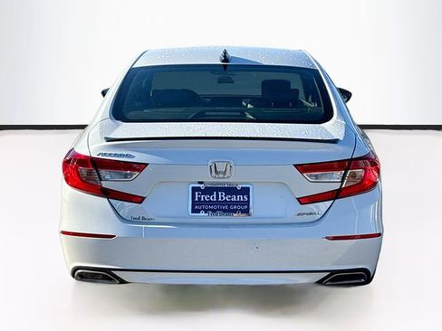 Used 2022 Honda Accord Sport image 7