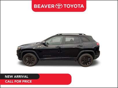 Used 2023 Jeep Cherokee Altitude Lux