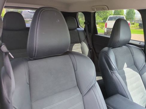 Used 2025 Mitsubishi Outlander SE FWD image 7