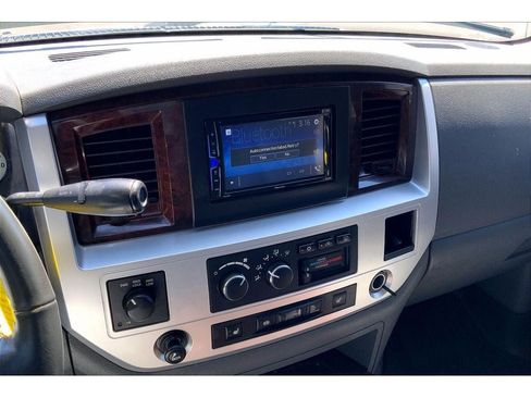 Used 2009 Dodge Ram 2500 Truck Laramie AWD/4WD image 7