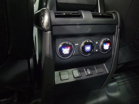 New 2026 Land Rover Defender 110 OCTA AWD/4WD image 23