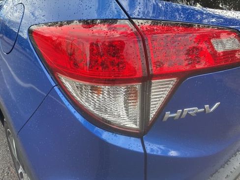 Used 2021 Honda HR-V EX image 13