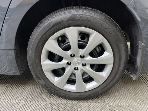 Used 2025 Toyota Corolla LE FWD image 30