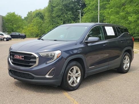 Used 2019 GMC Terrain SLE FWD image 2