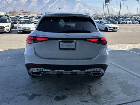 New 2026 Mercedes-Benz GLC 300 4MATIC image 6