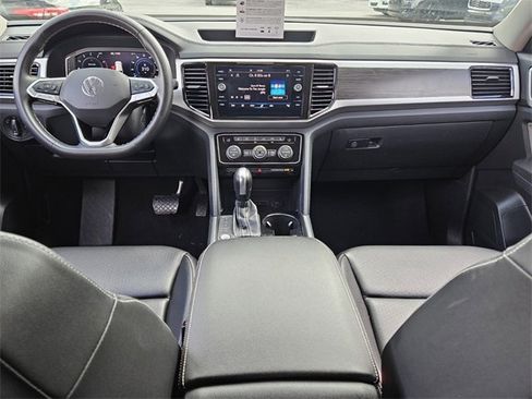 Used 2022 Volkswagen Atlas SE image 7