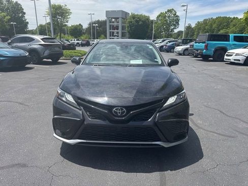 Used 2024 Toyota Camry XSE FWD image 10