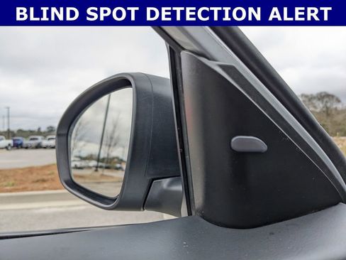 Used 2024 Nissan Altima 2.5 SV image 4