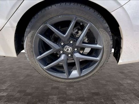 Used 2022 Honda Civic Sport image 5
