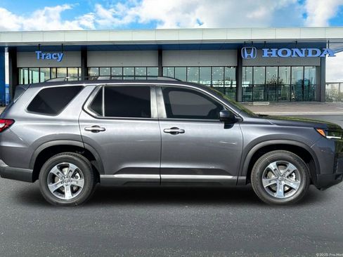New 2026 Honda Pilot EX-L image 4