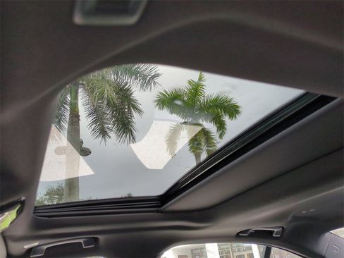 New 2026 BMW 540i xDrive w/ M Sport Package image 18