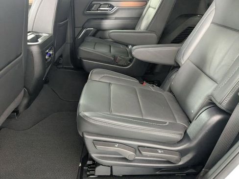 Certified 2025 GMC Yukon Denali image 27