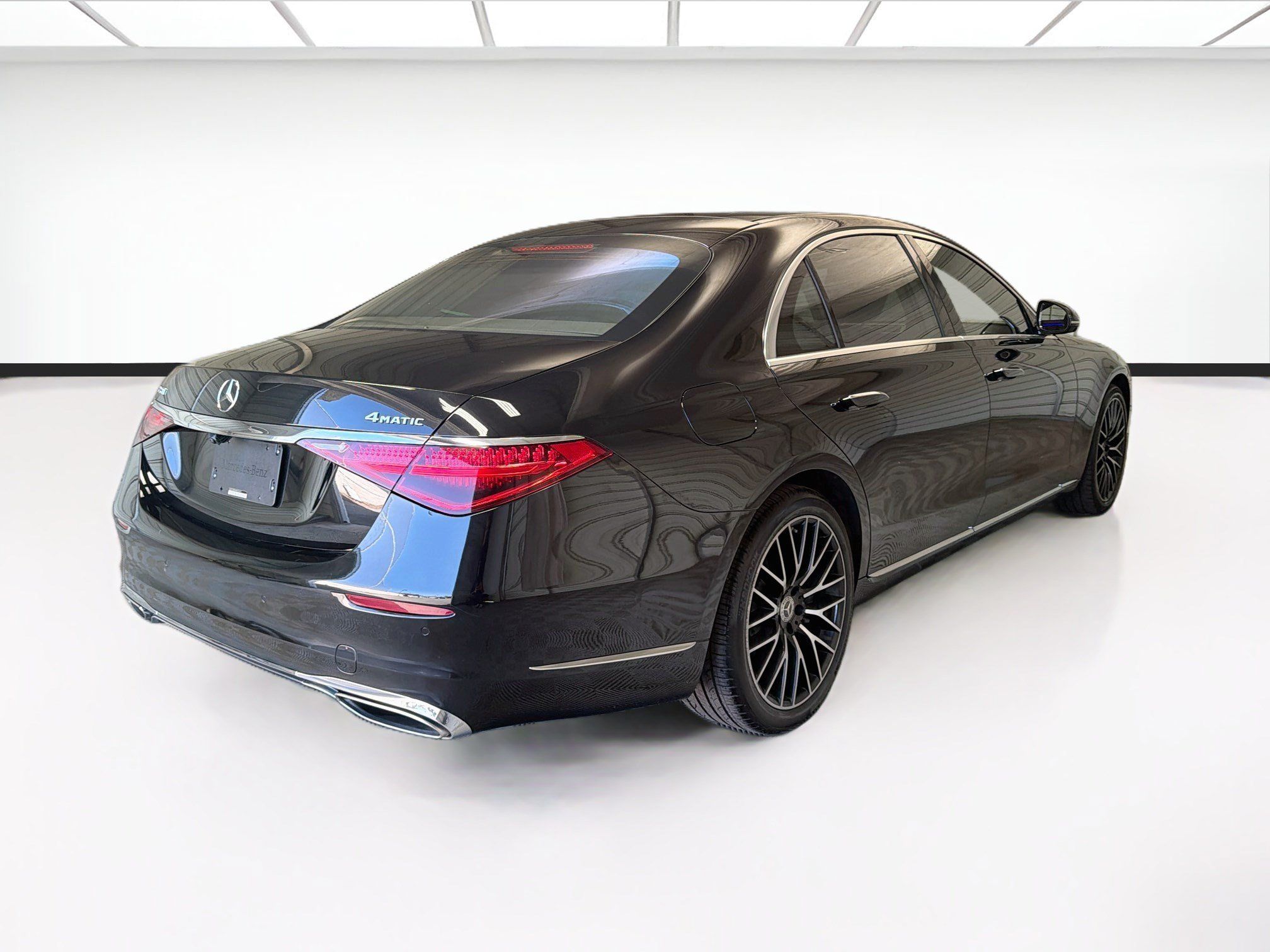 Used 2021 Mercedes-Benz S 580 4MATIC Sedan image 4
