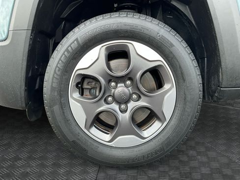 Used 2017 Jeep Renegade Sport w/ Power & Air Group AWD/4WD image 15